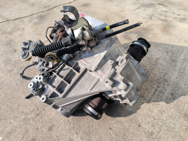 bontott TOYOTA YARIS Váltó (Mechanikus)