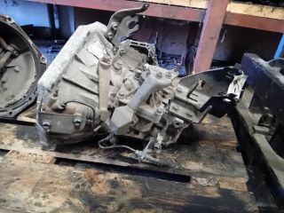 bontott TOYOTA YARIS Váltó (Mechanikus)