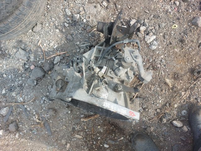 bontott TOYOTA YARIS Váltó (Mechanikus)