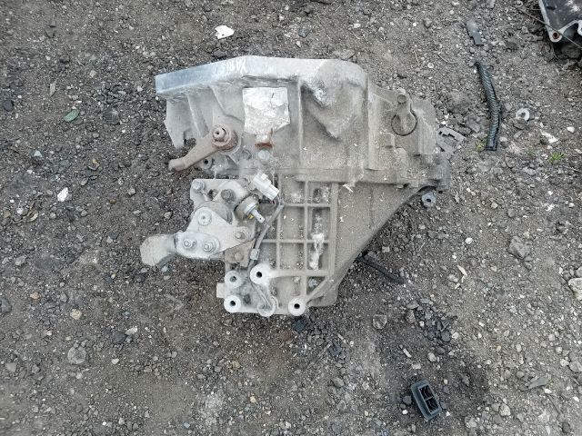 bontott TOYOTA YARIS Váltó (Mechanikus)