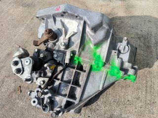 bontott TOYOTA YARIS Váltó (Mechanikus)