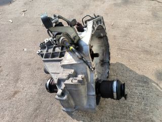 bontott TOYOTA YARIS Váltó (Mechanikus)