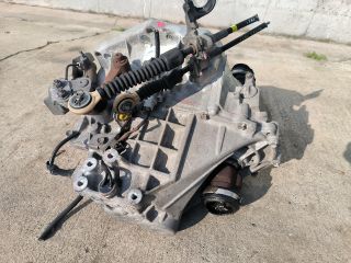 bontott TOYOTA YARIS Váltó (Mechanikus)