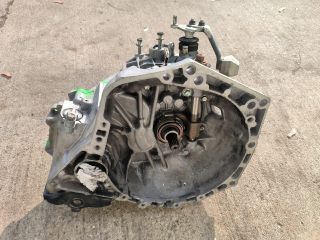 bontott TOYOTA YARIS Váltó (Mechanikus)