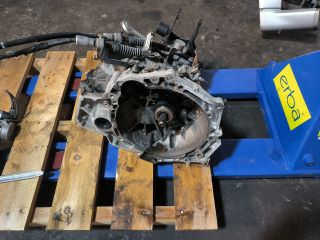 bontott TOYOTA YARIS Váltó (Mechanikus)