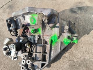 bontott TOYOTA YARIS Váltó (Mechanikus)