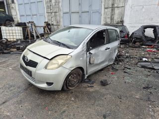 bontott TOYOTA YARIS Váltó (Mechanikus)