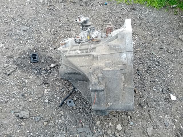 bontott TOYOTA YARIS Váltó (Mechanikus)