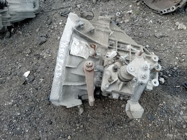 bontott TOYOTA YARIS Váltó (Mechanikus)