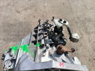 bontott TOYOTA YARIS Váltó (Mechanikus)