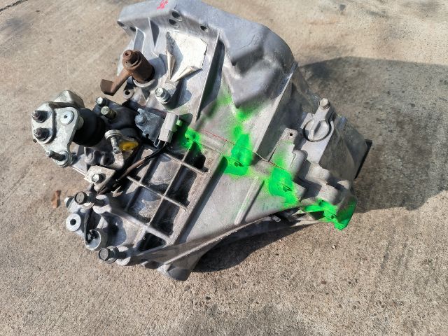 bontott TOYOTA YARIS Váltó (Mechanikus)