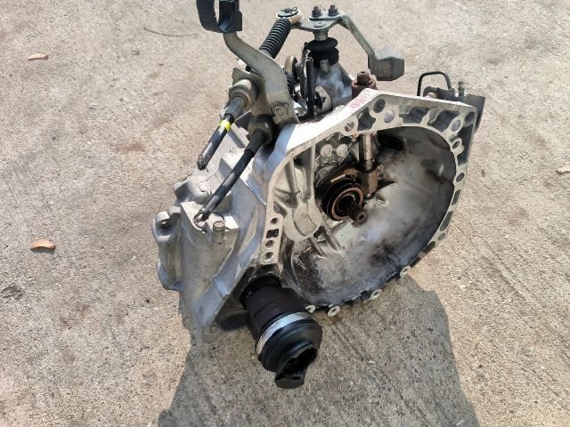 bontott TOYOTA YARIS Váltó (Mechanikus)