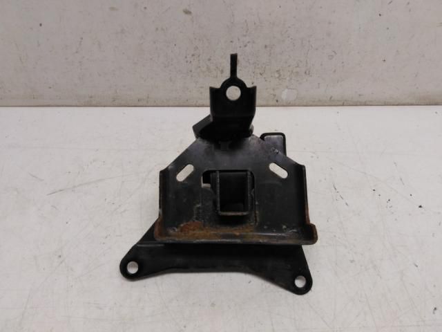 bontott TOYOTA YARIS Váltó Tartó Bak (Pozíciófüggetlen)