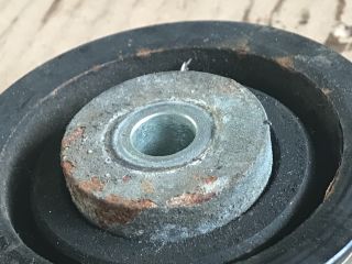 bontott TOYOTA YARIS Vezérlés Lánc / Szíj Feszítő Görgő