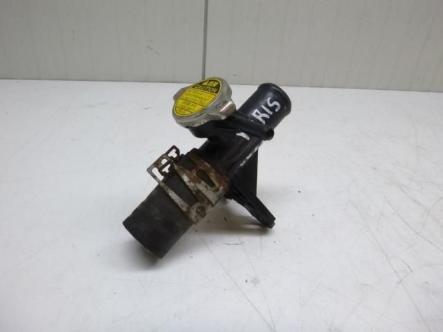 bontott TOYOTA YARIS Vízcső