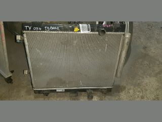 bontott TOYOTA YARIS Vízhűtő Radiátor (Nem klímás)
