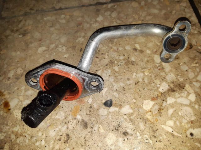 bontott TOYOTA YARIS EGR Hűtő Cső