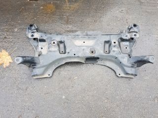 bontott TOYOTA YARIS Első Bölcső