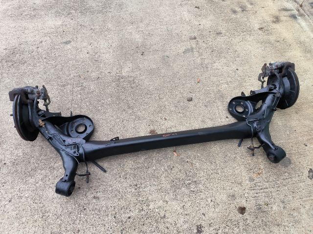 bontott TOYOTA YARIS Hátsó Híd (Tárcsafékes)