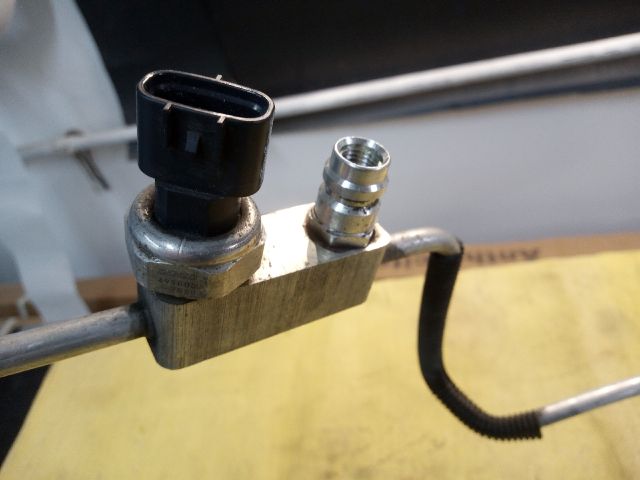 bontott TOYOTA YARIS Klíma Cső