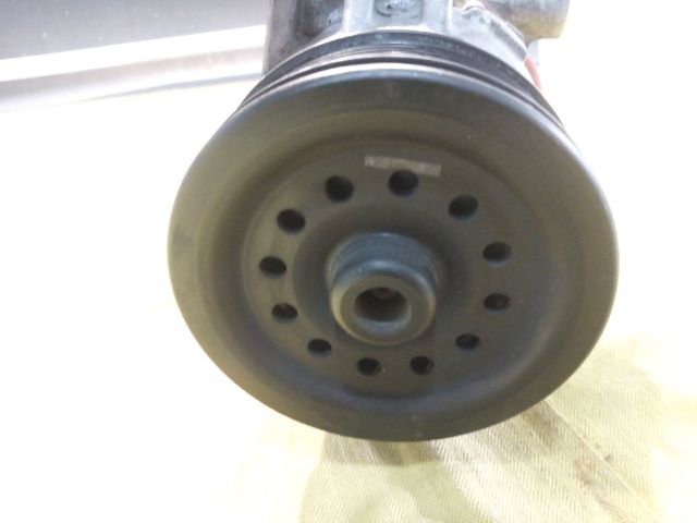 bontott TOYOTA YARIS Klímakompresszor