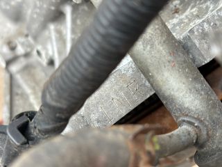 bontott TOYOTA YARIS Komplett Motor (Segédberendezésekkel)