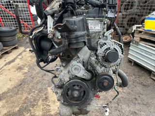 bontott TOYOTA YARIS Komplett Motor (Segédberendezésekkel)
