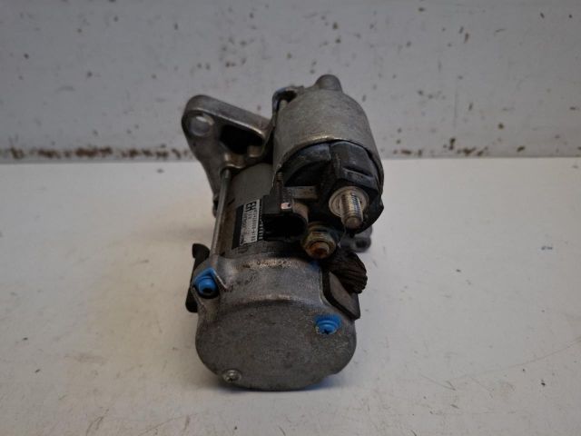 bontott TOYOTA YARIS Önindító