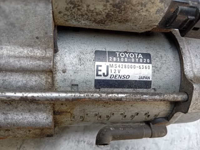 bontott TOYOTA YARIS Önindító