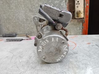 bontott TOYOTA YARIS Önindító