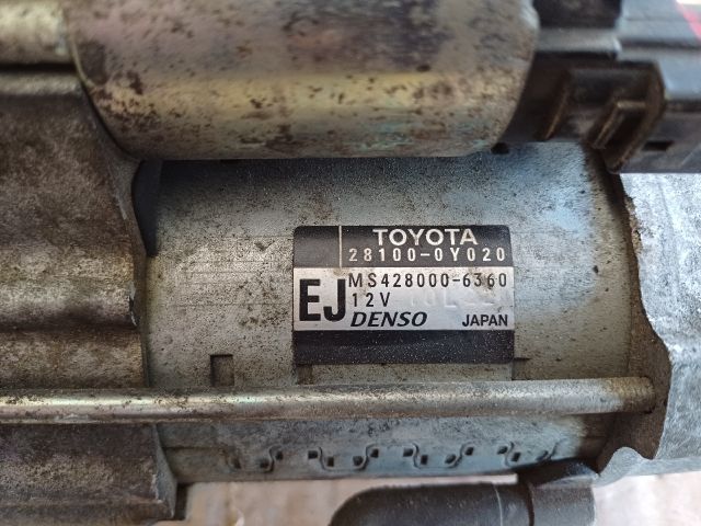 bontott TOYOTA YARIS Önindító