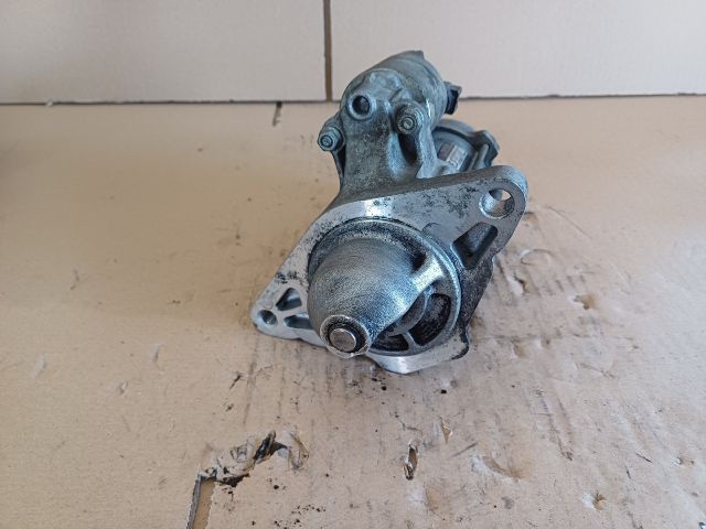 bontott TOYOTA YARIS Önindító