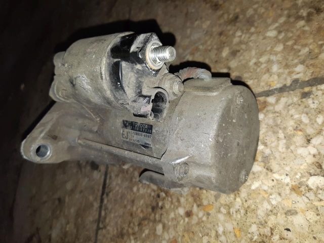 bontott TOYOTA YARIS Önindító