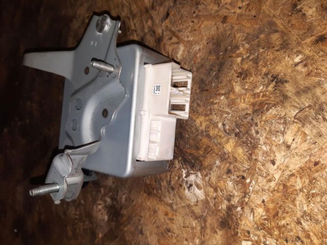 bontott TOYOTA YARIS Szervó Szivattyú Elektronika