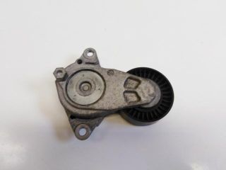 bontott TOYOTA YARIS Szíjfeszítő Görgő