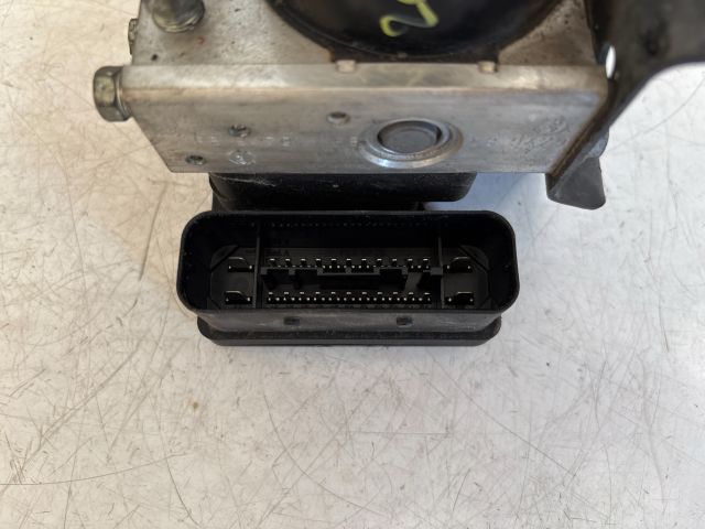 bontott TOYOTA YARIS ABS Kocka