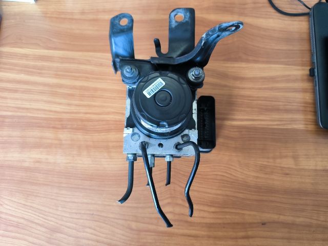 bontott TOYOTA YARIS ABS Kocka