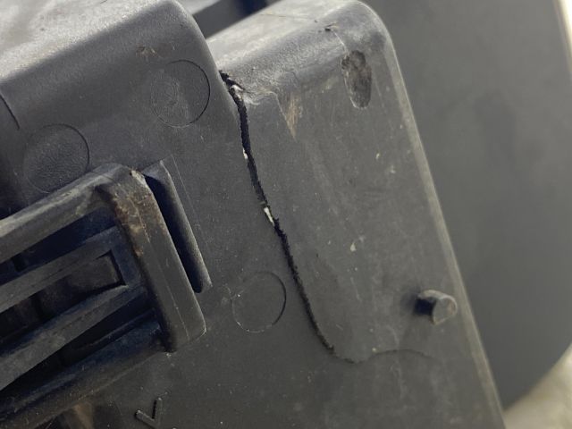 bontott TOYOTA YARIS ABS Kocka