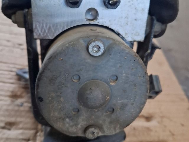 bontott TOYOTA YARIS ABS Kocka