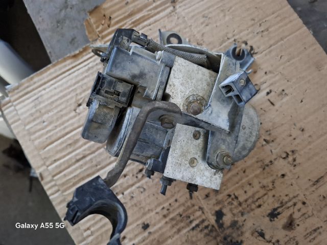 bontott TOYOTA YARIS ABS Kocka