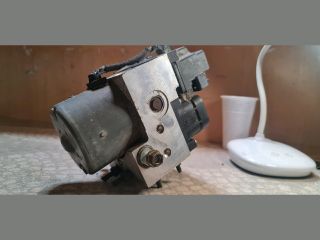 bontott TOYOTA YARIS ABS Kocka