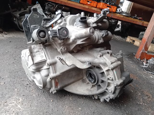 bontott TOYOTA YARIS Automata Váltó