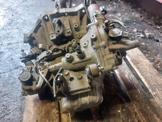 bontott TOYOTA YARIS Automata Váltó