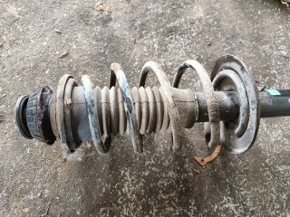 bontott TOYOTA YARIS Bal első Gólyaláb (Lengécsillapító, Rugó)