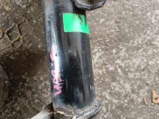 bontott TOYOTA YARIS Bal első Gólyaláb (Lengécsillapító, Rugó)