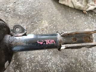 bontott TOYOTA YARIS Bal első Gólyaláb (Lengécsillapító, Rugó)