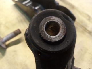 bontott TOYOTA YARIS Billenésgátló Bak