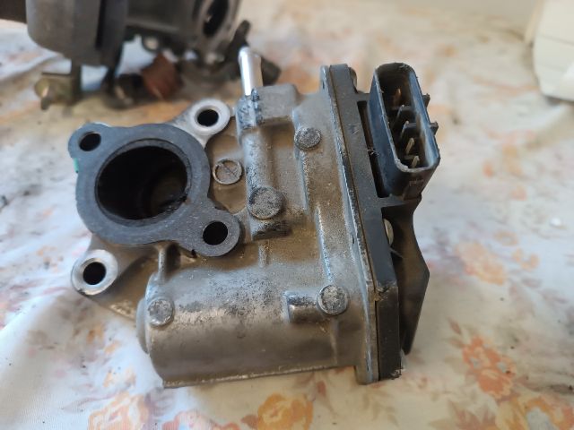 bontott TOYOTA YARIS EGR / AGR Szelep