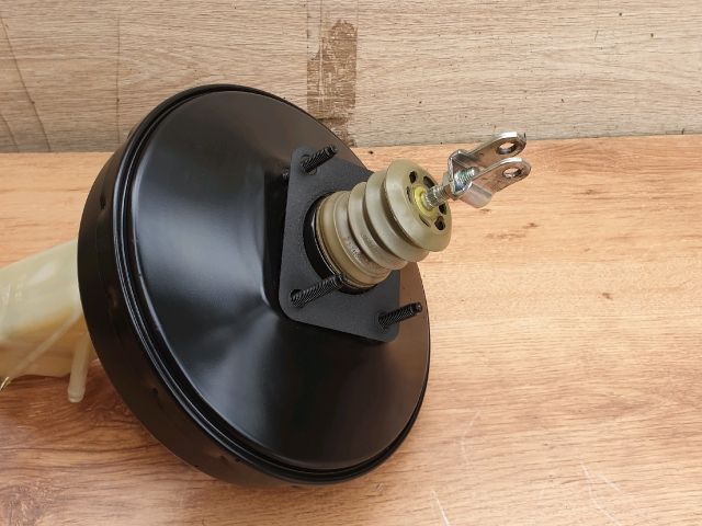 bontott TOYOTA YARIS Fékrásegítő