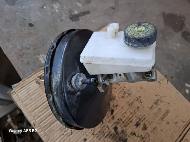 bontott TOYOTA YARIS Fékrásegítő